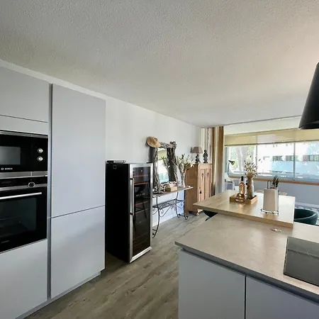 Pgh N18 - à 300m De La Avec Parking Privé Appartement *