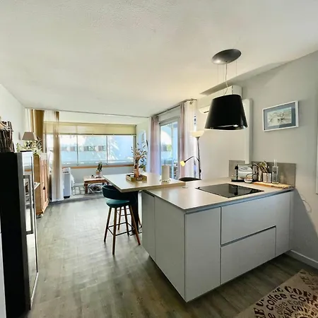 Appartement Pgh N18 - à 300m De La Avec Parking Privé *